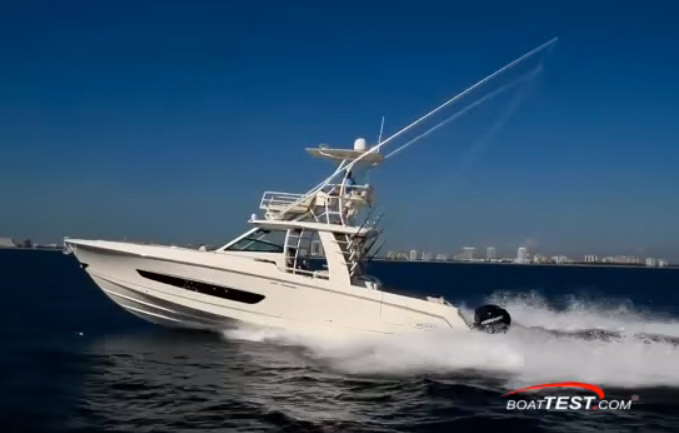 BoatTest.com Reviews the Mercury 350hp Verado