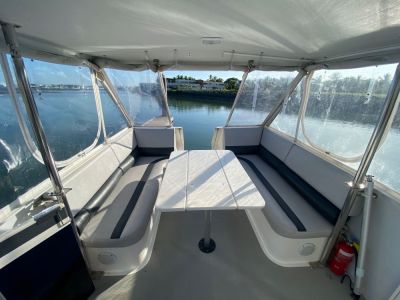 forward seating area